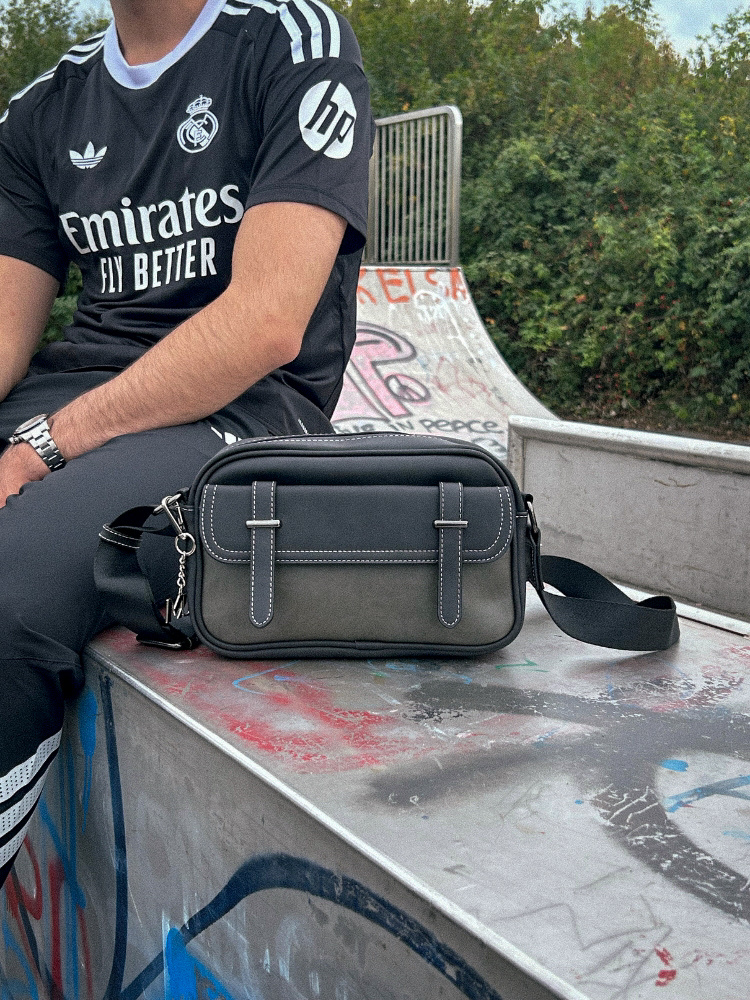 ARDEN CARRY
