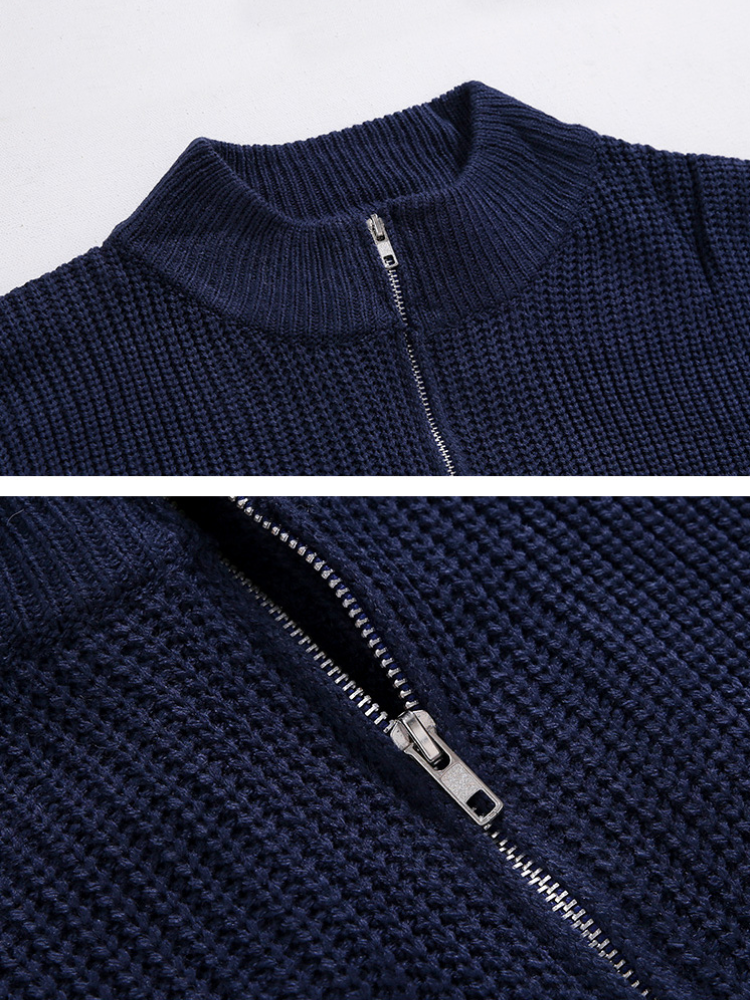 THE URBAN FLOW HALF-ZIP